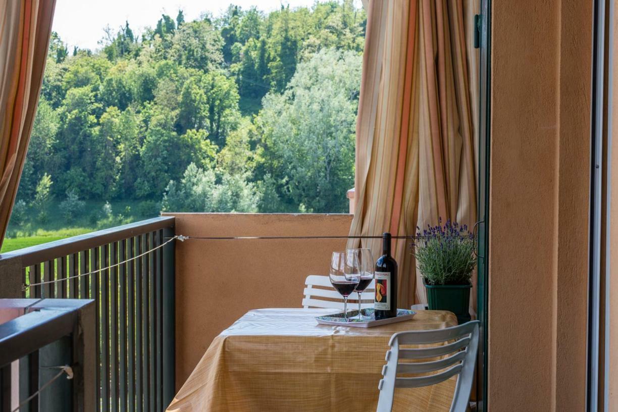 Moncalvo In Relax Apartment Екстериор снимка
